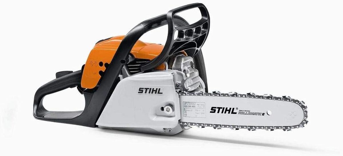 Test Stihl MS 180 : tronçonneuse thermique efficace et compacte