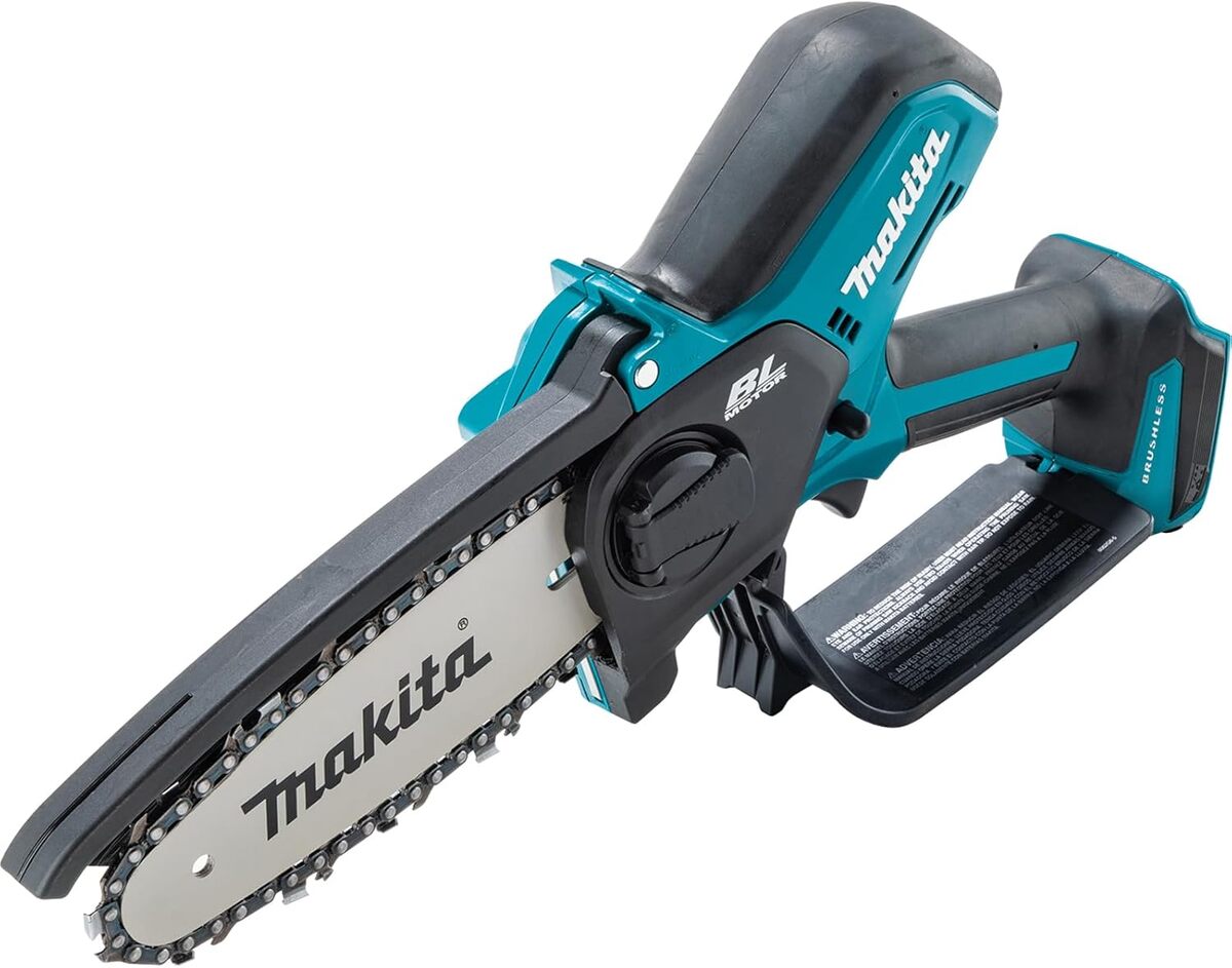 Test : tronçonneuse d'élagage 18V LXT Makita DUC150Z