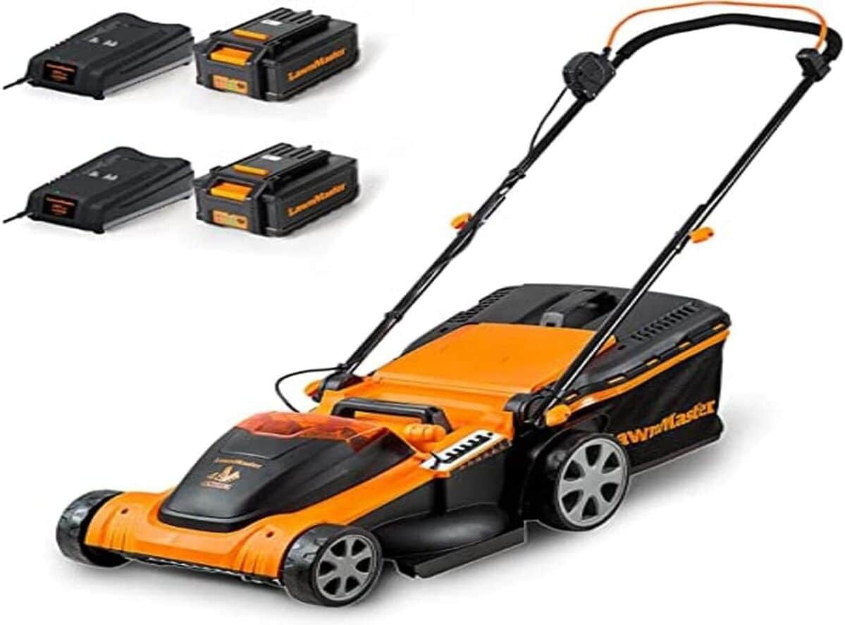 Test : tondeuse électrique LawnMaster CLMF4841E 48V max pour 450m²